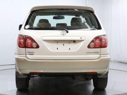 1998 toyota harrier awd