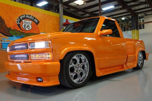 1988 chevrolet silverado sportside custom show truck / texas motor toys