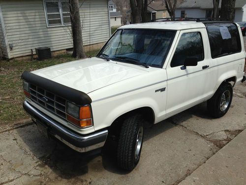 1989 ford bronco ii xl sport utility 2-door 2.9l