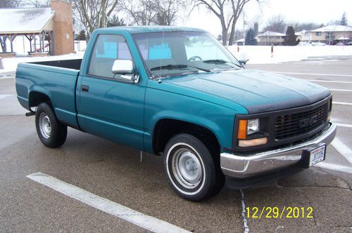 1994 gmc sierra 1500       no reserve !!!