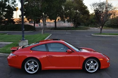 2005 porsche 911 carrera coupe 2-door 3.6l (low mileage!!)