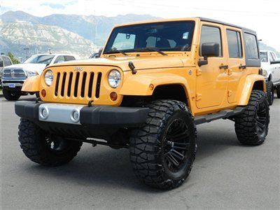 Unlimited wrangler 4 door hardtop 4x4 auto custom new lift wheels tires tow