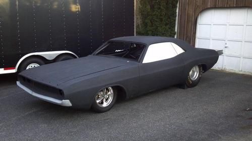 Montana brothers built 1970 dodge challenger drag car.