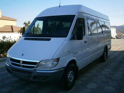 2004 dodge sprinter 2500 passenger van