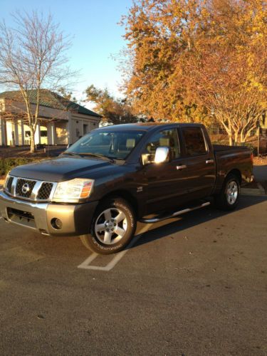 04 nissan titan se 4dr crew cab 2wd leather, cd, gray