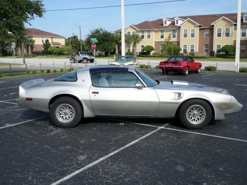 1979 pontiac firebird trans am coupe 2-door 6.6l