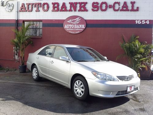 2005 toyota camry le sedan 4-door 2.4l