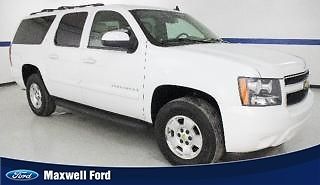 09 suburban 4x4 lt, leather, sunroof, dvd, bose, clean, we finance!