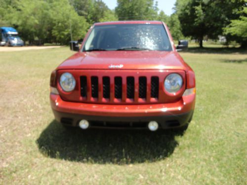 2012 jeep patriot latitude sport utility 4-door 2.0l