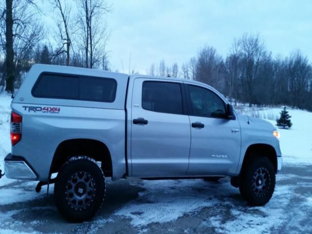 2014 toyota tundra sr5 crew cab pickup 4-door