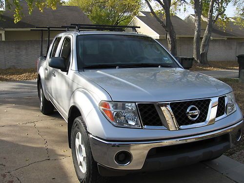 2005 nissan frontier se crew cab pickup 4-door 4.0l 4x4