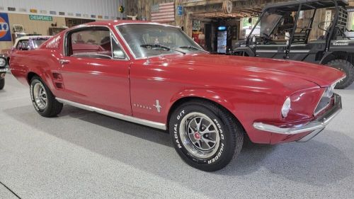 1967 ford mustang