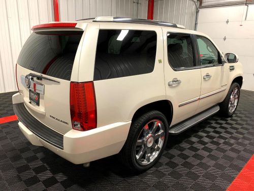 2013 cadillac escalade w/roof