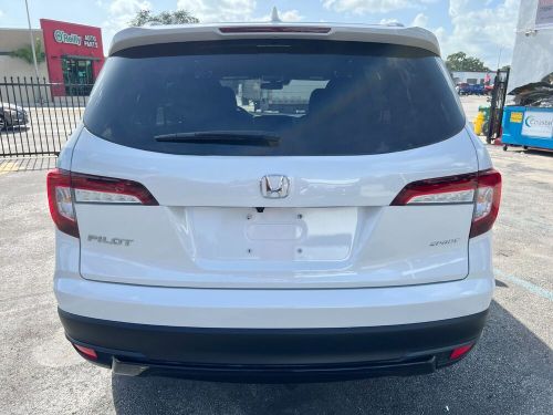 2022 honda pilot ? 786-340-6112   marlon