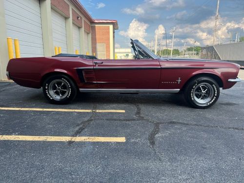 1967 ford mustang