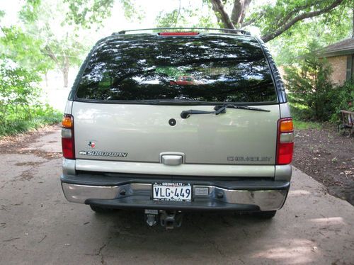 2002 chevrolet suburban c1500 lt sport utility 4-door 8.1l