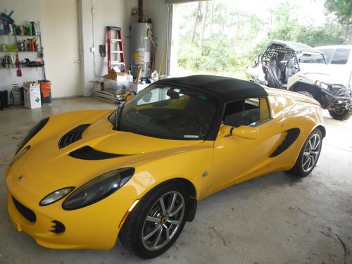 2005 lotus elise base convertible 2-door 1.8l