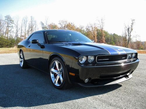 2009 dodge challenger srt8 coupe 2-door 6.1l hemi 425hp