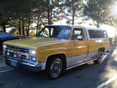 1985 chevy silverado 10  1 owner  61,502 orginal miles! no rust all original