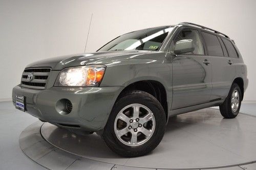 2004 toyota highlander limited