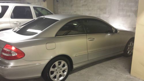 2004 mercedes-benz clk320 base coupe 2-door 3.2l