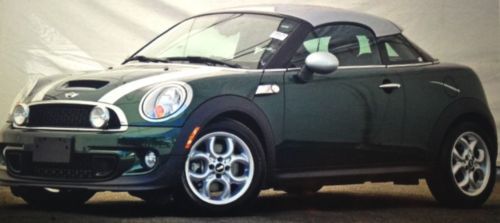 Mini s coupe with low mileage in rare color combination