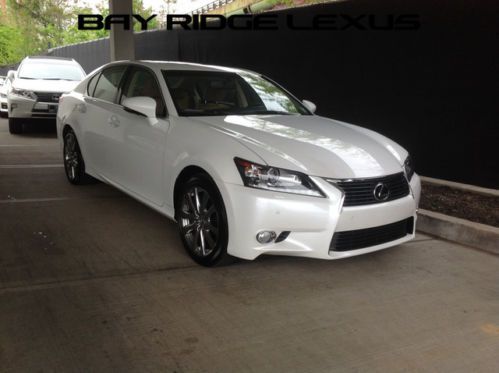 2013 lexus 4dr sdn awd