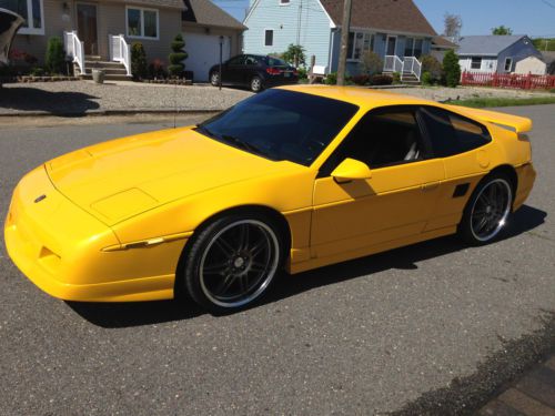 1986 pontiac fiero gt coupe 2-door 2.8l