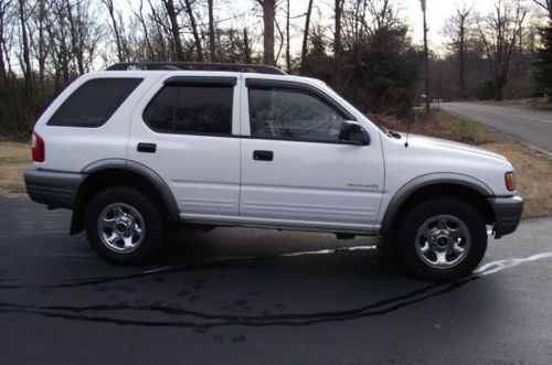 2002 isuzu rodeo s sport utility 4-door 2.2l