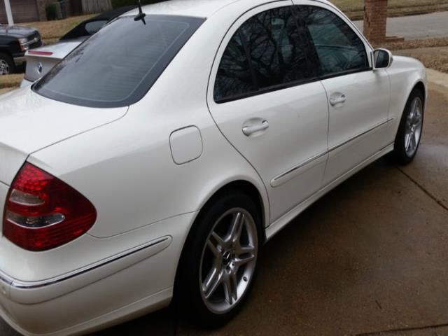 Mercedes-benz e-class 4 door sedan