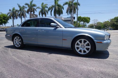 2004 jaguar xj8