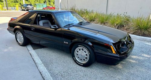 1986 ford mustang