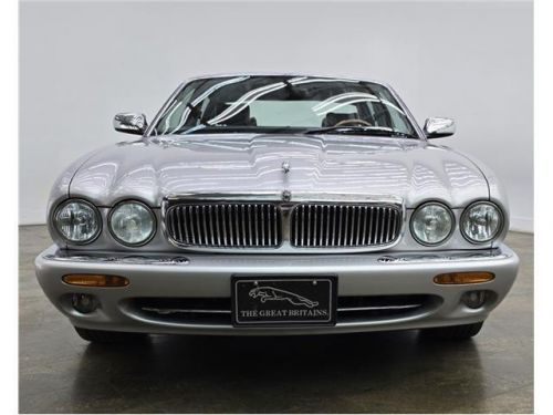 2003 jaguar xj xj8
