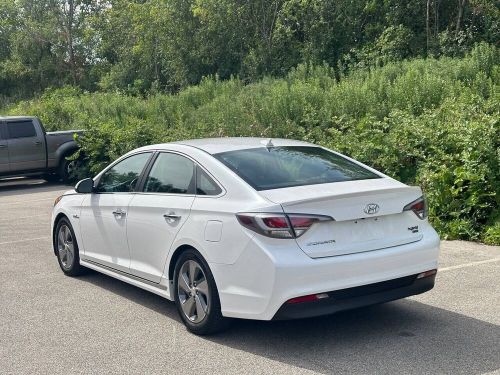 2017 hyundai sonata limited 4dr sedan w/blue pearl interior