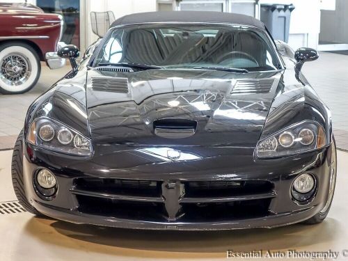 2004 dodge viper srt-10