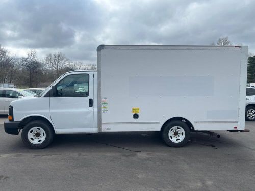 2017 gmc savana