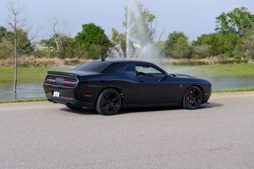 2015 dodge challenger srt hellcat