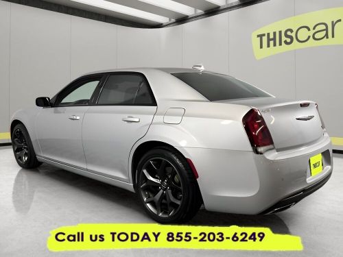 2023 chrysler 300 series 300s