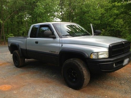 1999 dodge ram 1500 laramie extended cab 4x4 lifted