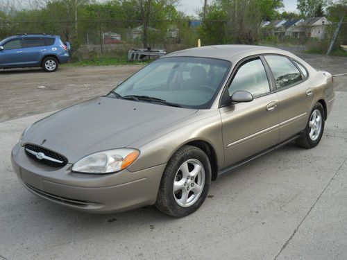 03 ford taurus se