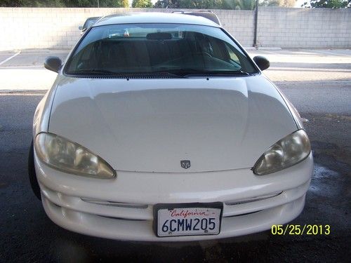 2004 dodge intrepid se !