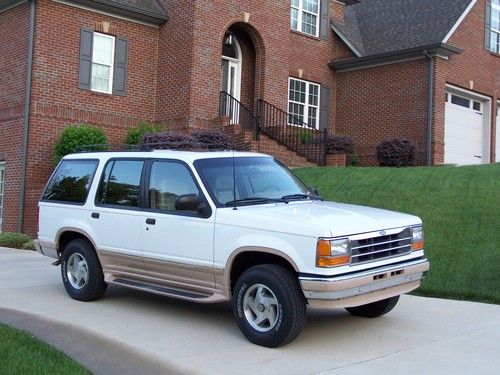 1994 ford explorer eddie bauer 4x4  &lt;&lt; clean and serviced &gt;&gt;