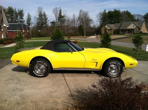 Chevy 1974 corvette convertible  350 cid not daily driver garaged