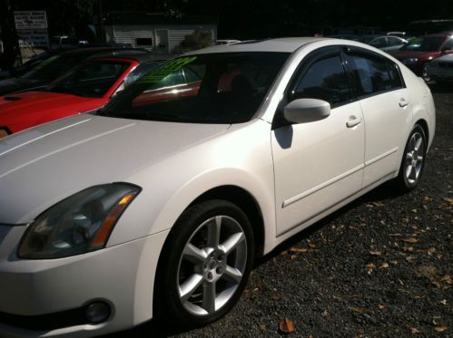 2006 white nissan maxima se sedan 4-door 3.5l low miles