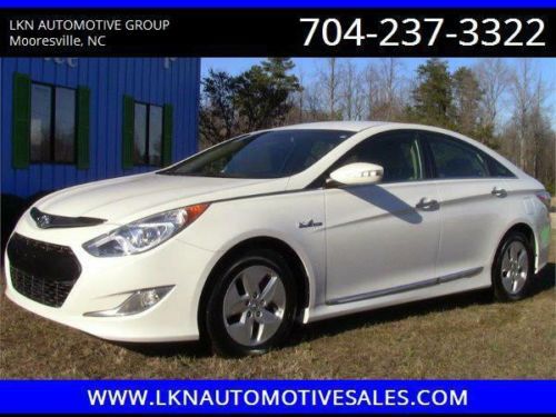 2011 hyundai sonata hybrid - bluetooth, push button start, sat radio &amp; more!