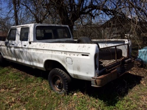 1975 ford f-250 crew cab fourwheel drive 3/4 ton