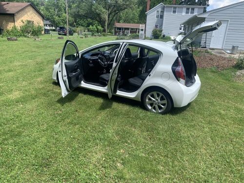 2015 toyota prius c