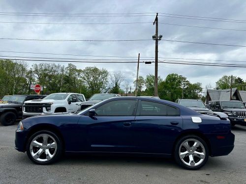 2014 dodge charger sxt 4dr sedan