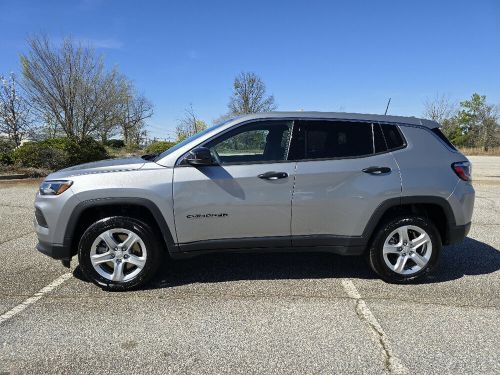 2023 jeep compass sport