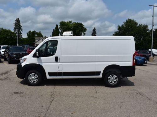 2024 ram promaster low roof